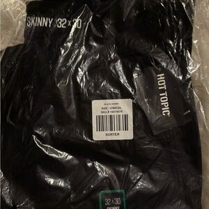 Hot Topic Black Skinny Jeans